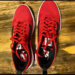 Men’s Vans UltraRange Size 10.5.